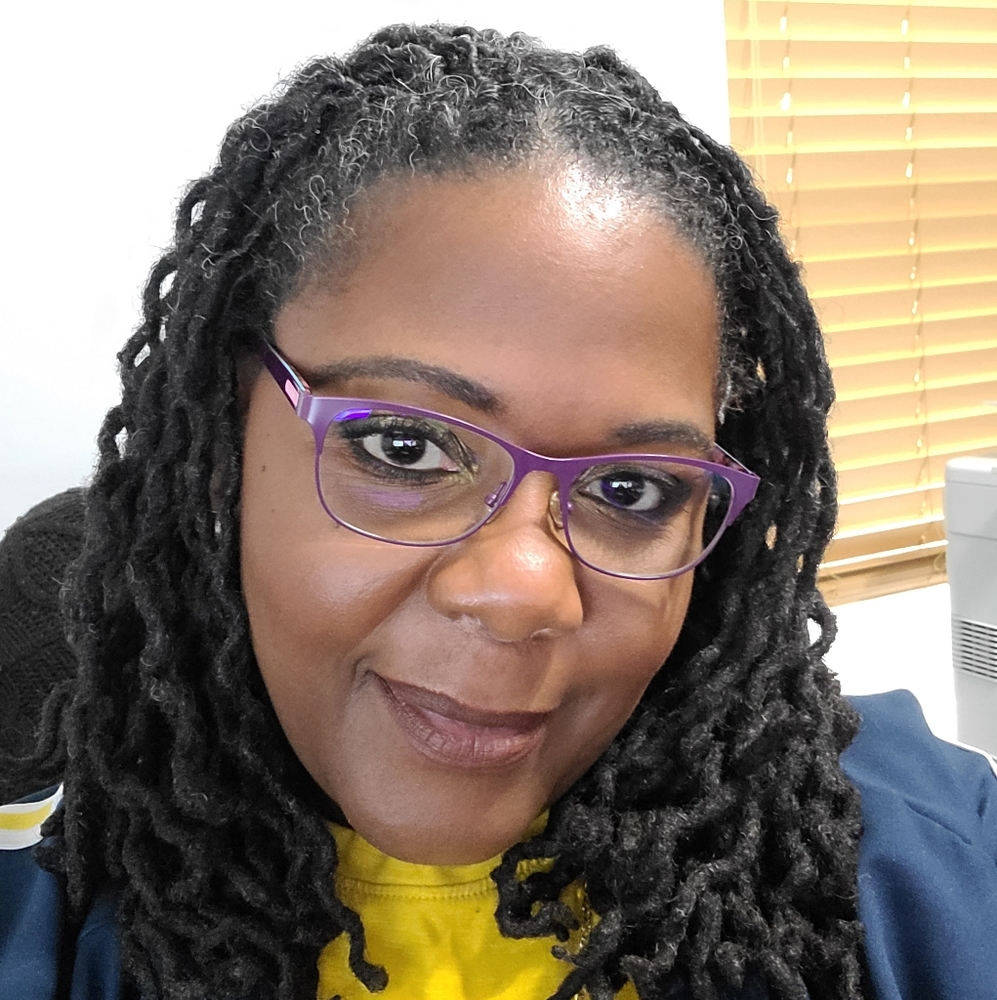 Meet your Posher, Mz Cain